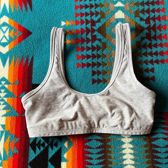 Aloyoga Alosoft Center Stage Bra - Size Small - Color: Athletic Heather Grey - Picture 1 of 6